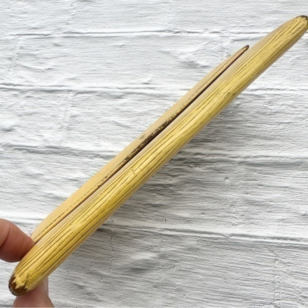 AUTHENTIC Louis Vuitton Epi Porte Tresor International wallet. Tassel yellow. - Picture 9 of 11